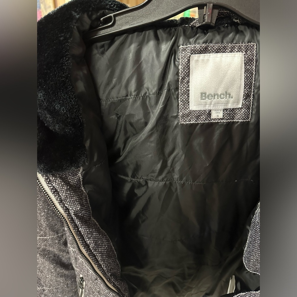 Ladies Bench Jacket - Picture 6 of 6